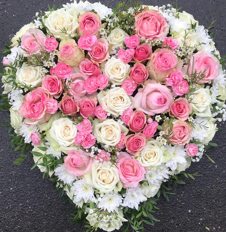 Coussin coeur de roses